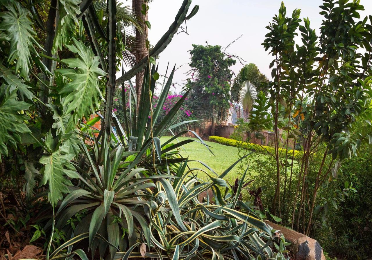 Papaya Holiday Home Kampala Exterior foto